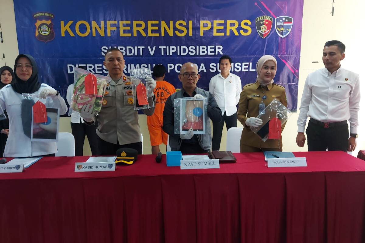 Pria Asal Palembang Ditangkap Siber Polda Sumsel, Tega Lakukan Hal Ini ke Keponakan Sendiri