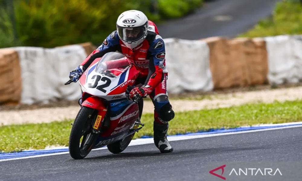 Alhamdulillah, M Kiandra Ramadhipa Naik Podium Tertinggi MotoGP Rookies Cup 2026 Spanyol