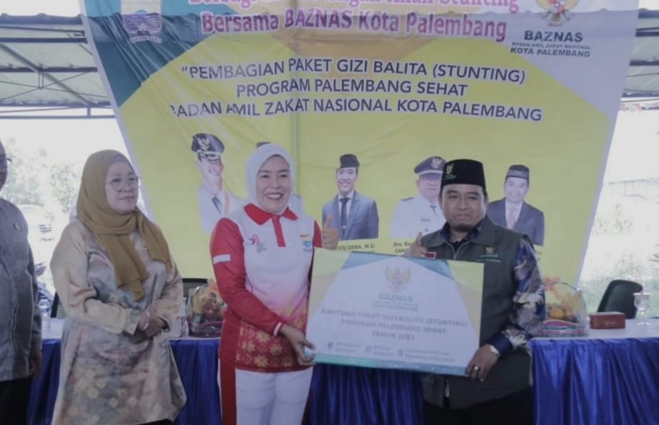Baznas Palembang Bagikan Paket Bahan Pokok dan Uang Tunai untuk 20 Balita Stunting di Kecamatan Jakabaring