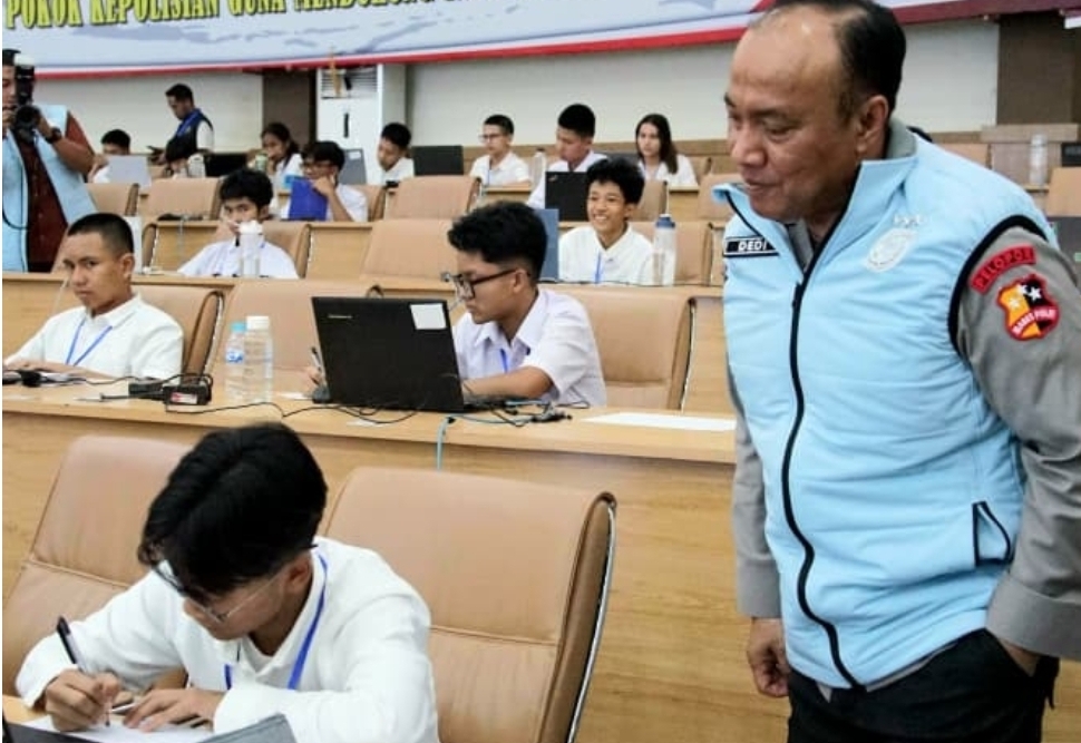 Wakapolri Tinjau Seleksi SMA Kemala Taruna Bhayangkara, Siswa Terbaik Bisa Bersaing di Akpol