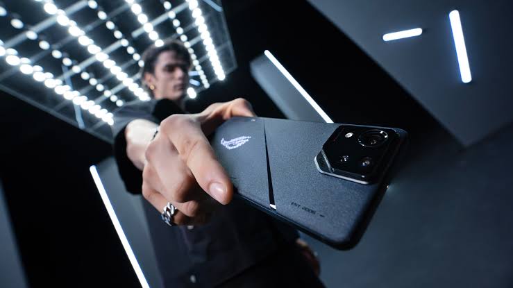 WOW, Hape ROG Phone 8 Series Beri Promo Lebaran, Smartphone Gaming Terbaik Masa Kini