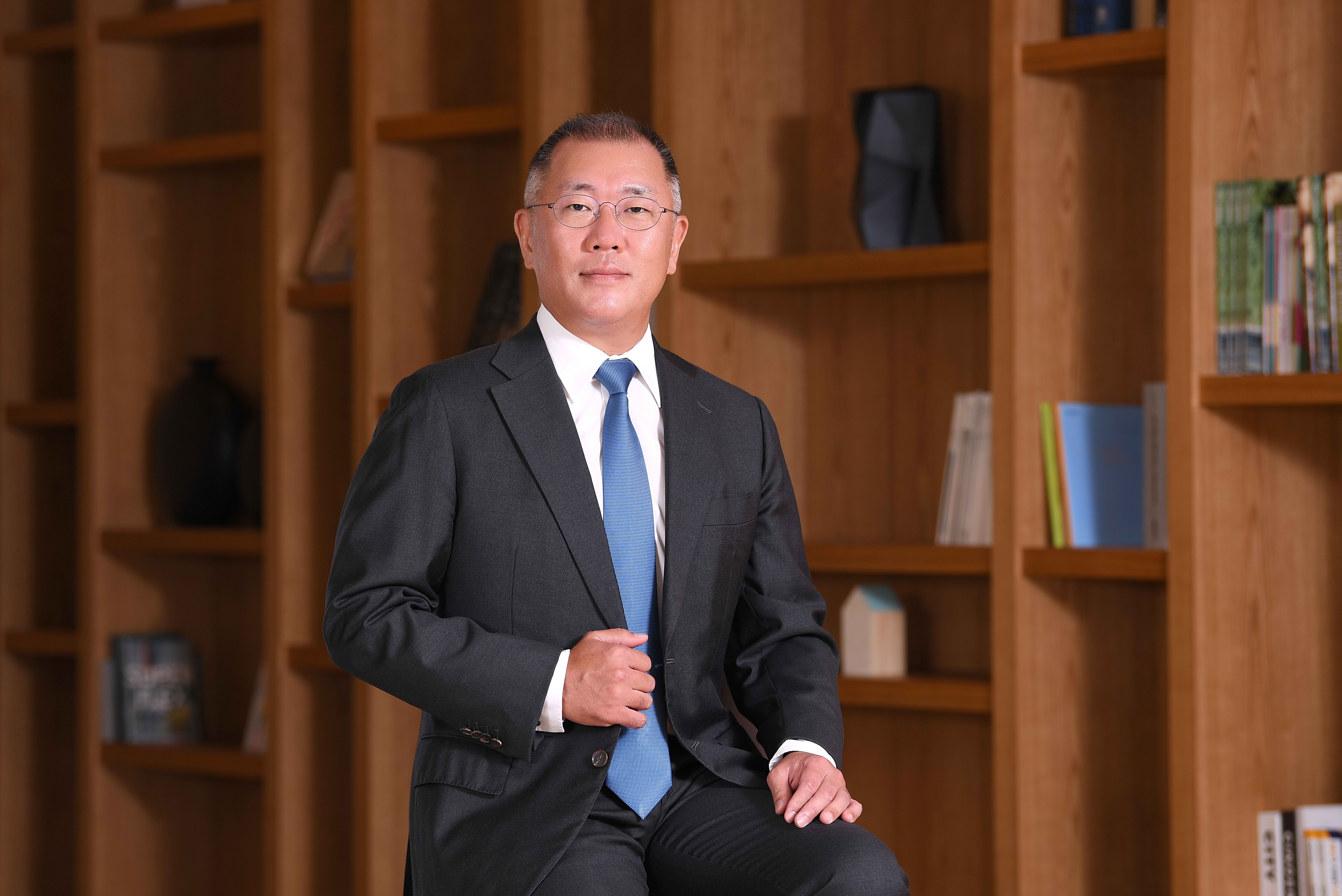 Executive Chair Hyundai Motor Group Euisun Chung Dinobatkan Sebagai MotorTrend Person of The Year