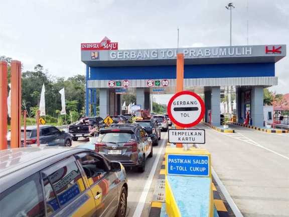52.729 Kendaraan Melintasi Tol Palembang-Prabumulih Saat Lebaran, Terbanyak di Hari Kedua