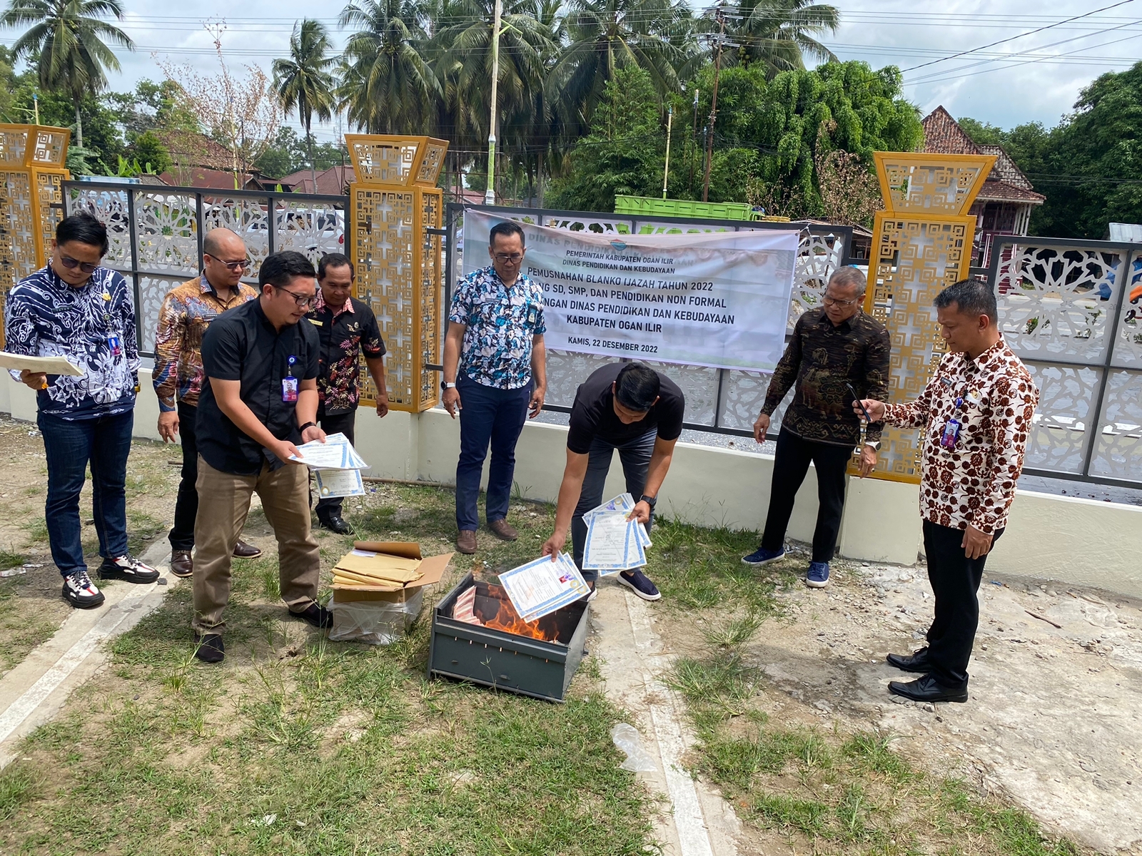 Rentan Disalahgunakan, 1.254 Lembar Blanko Ijazah Milik Disdikbud Ogan Ilir Dimusnahkan