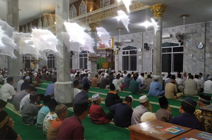 Masjid Agung Sholihin Kayuagung Buka Donasi Takjil, 3 Hari Terkumpul Hampir Rp15 Juta