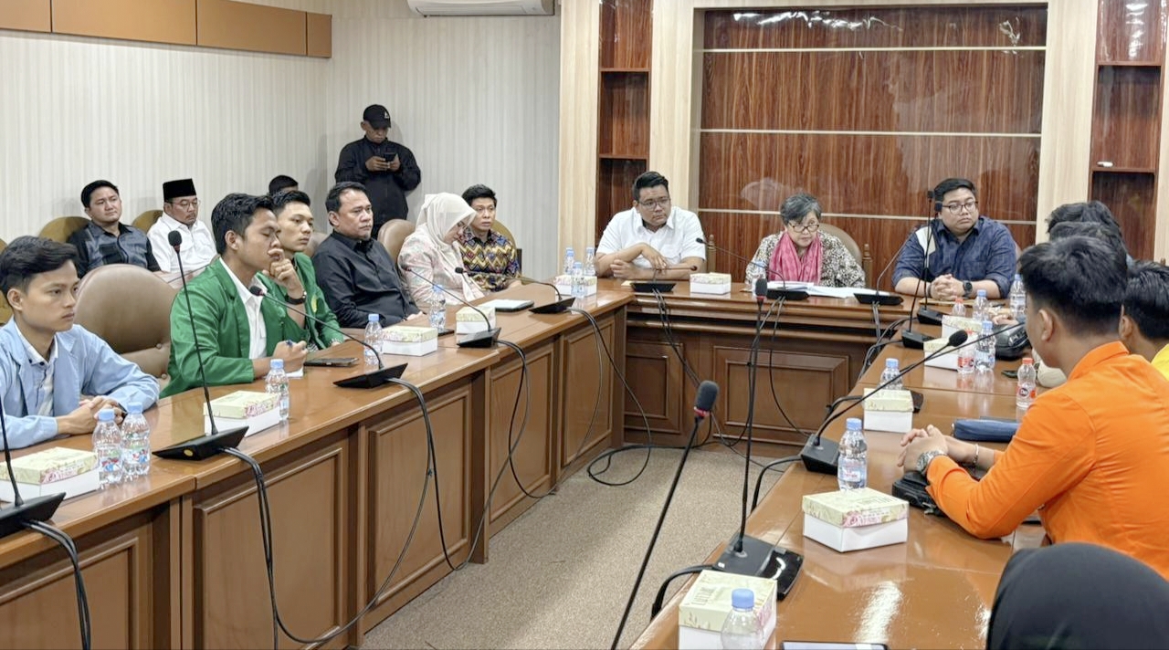 Tunaikan Janji, Ketua DPRD Sumsel Andie Dinialdie Kawal Aspirasi Mahasiswa hingga ke Senayan