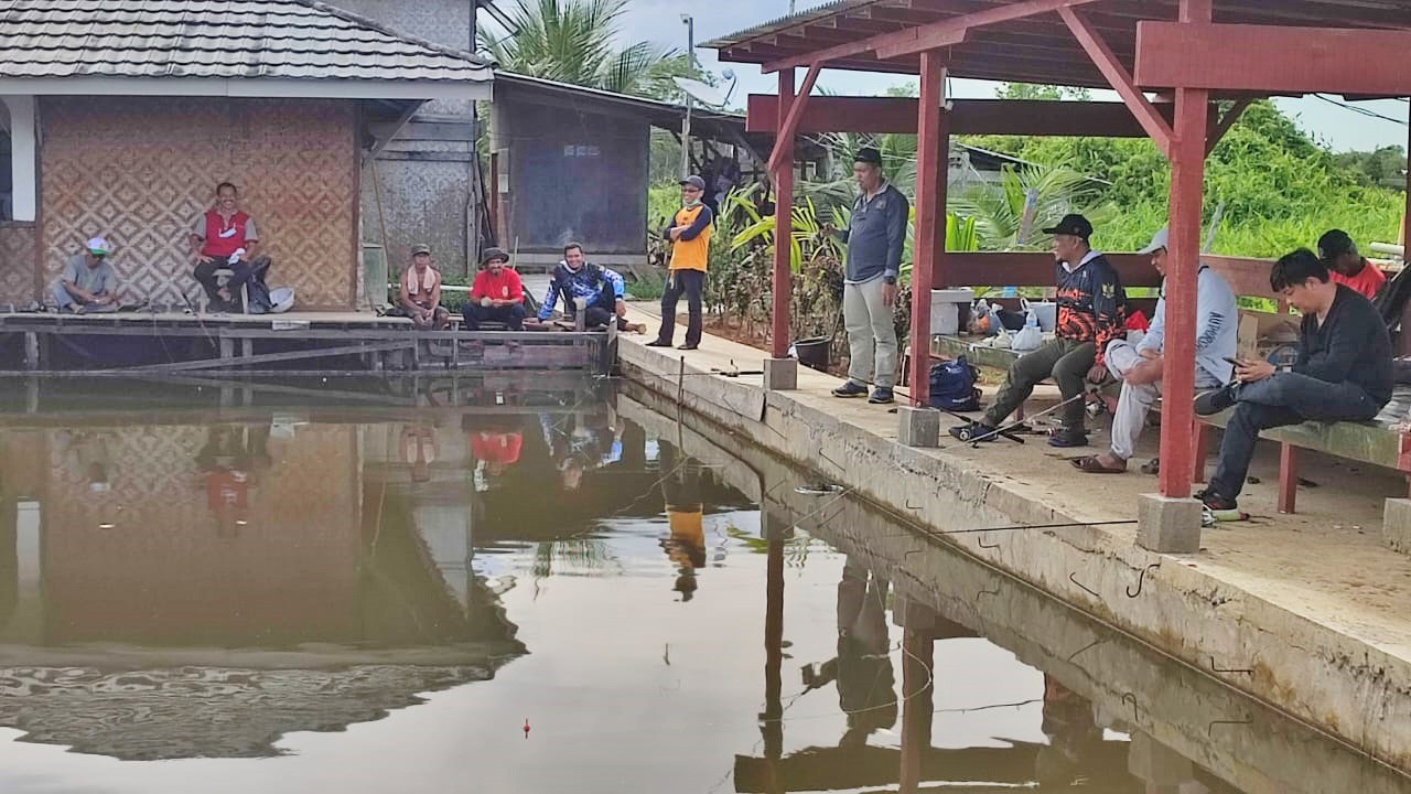 Pererat SIlaturahmi, Puluhan Karyawan SEG Lomba Mancing Gembira