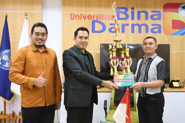 UBD Palembang Teken MoU dengan Jawara Palembang Business Plan