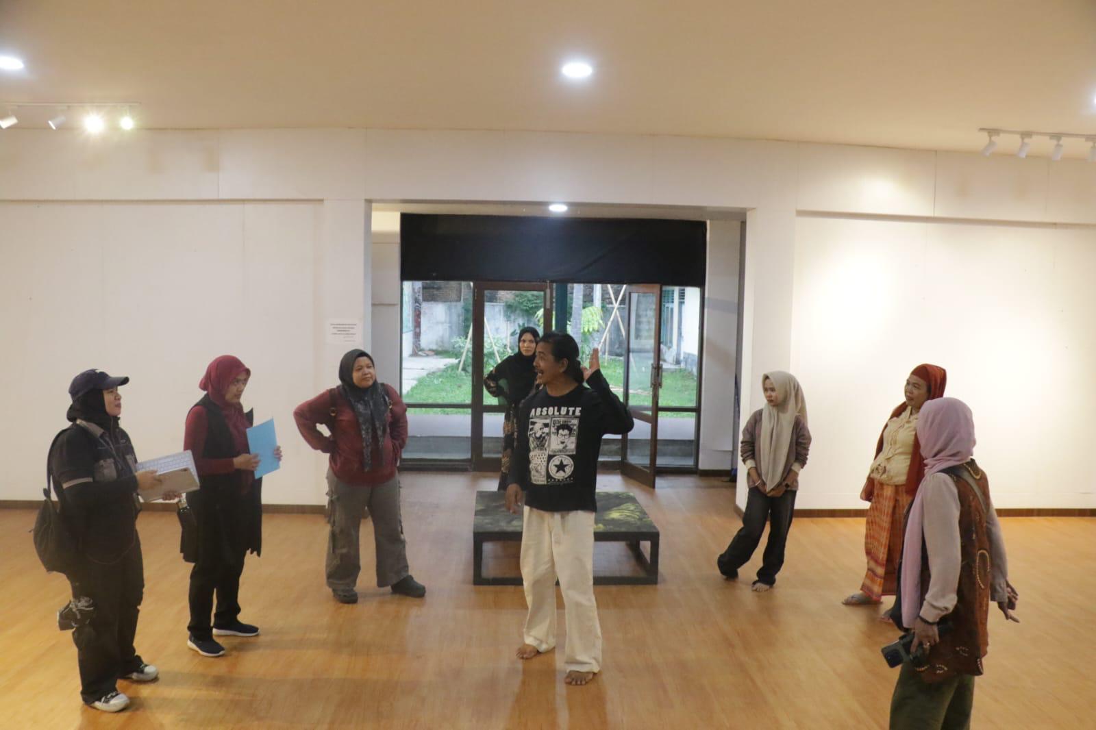 Jurnalis Perempuan Naik Panggung, Angkat Luka Bencana Lewat Teater Kemanusiaan