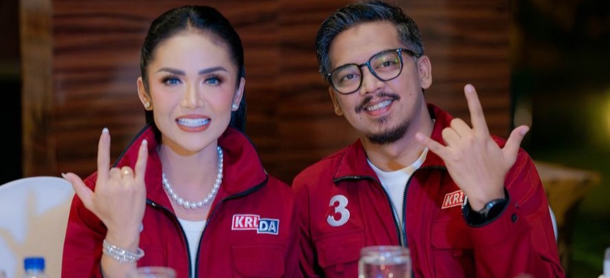 Krisdayanti Kalah Jauh di Pilkada Kota Batu 2024, Legowo dan Ucapkan Selamat Kepada Paslon Terpilih