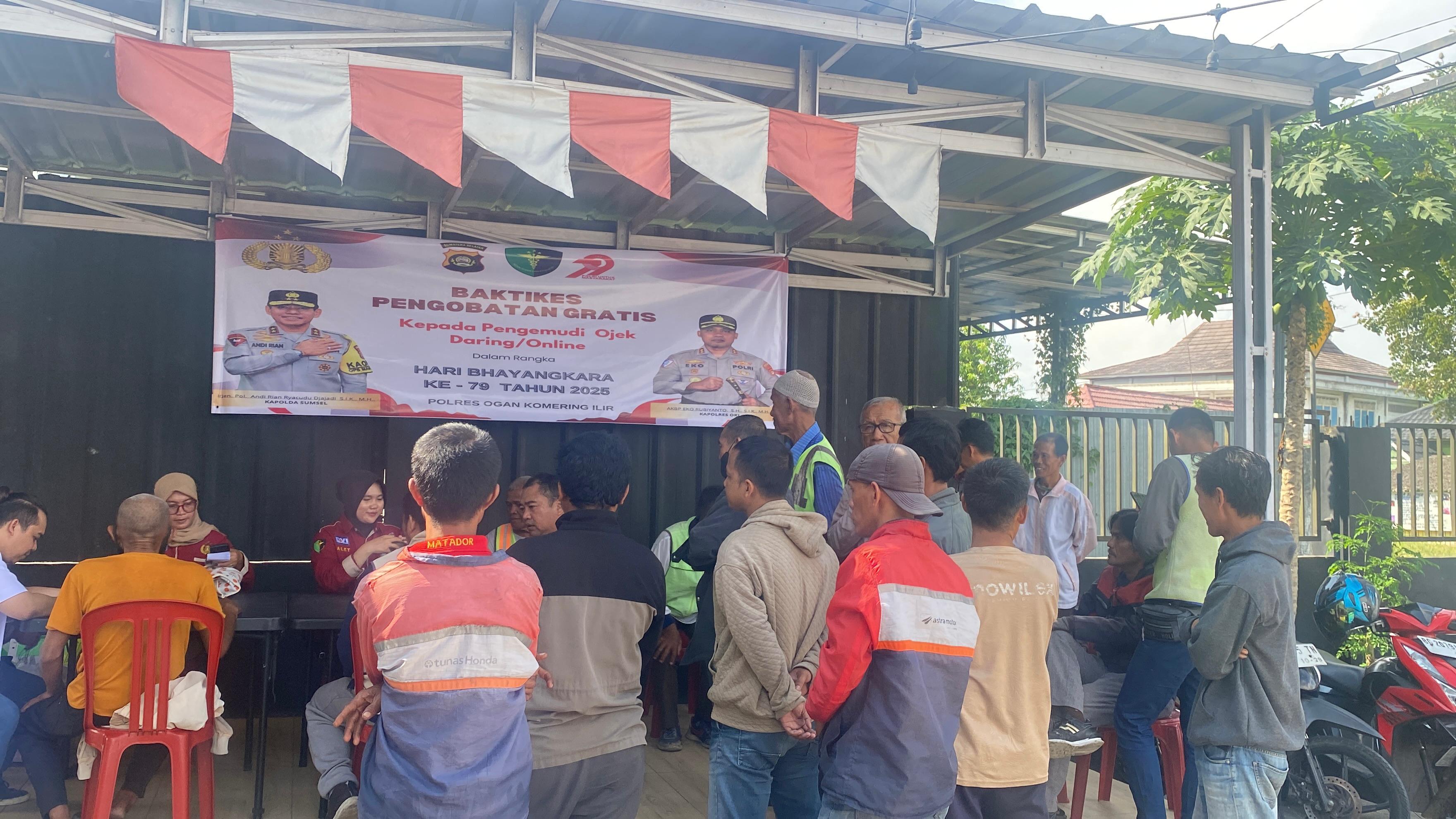 Puluhan Pengemudi Ojek di Kayuagung Diperiksa Kesehatan Gratis, Sambut Hari Bhayangkara ke-79