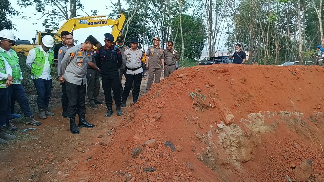  Wakapolda Sumsel Pimpin Tim Gabungan Tertibkan Tambang Batu Bara Ilegal di Muara Enim
