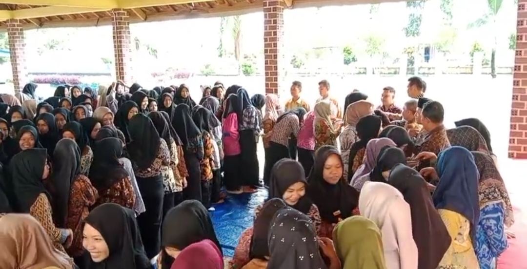 Hari Pertama Masuk Sekolah Pasca Libur Lebaran, Sejumlah Sekolah di Ogan Ilir Gelar Halal Bihalal
