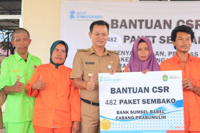 Wakil Walikota Prabumulih Hadiri Kegiatan Pembagian THR dari Bank Sumsel Babel Cabang Prabumulih