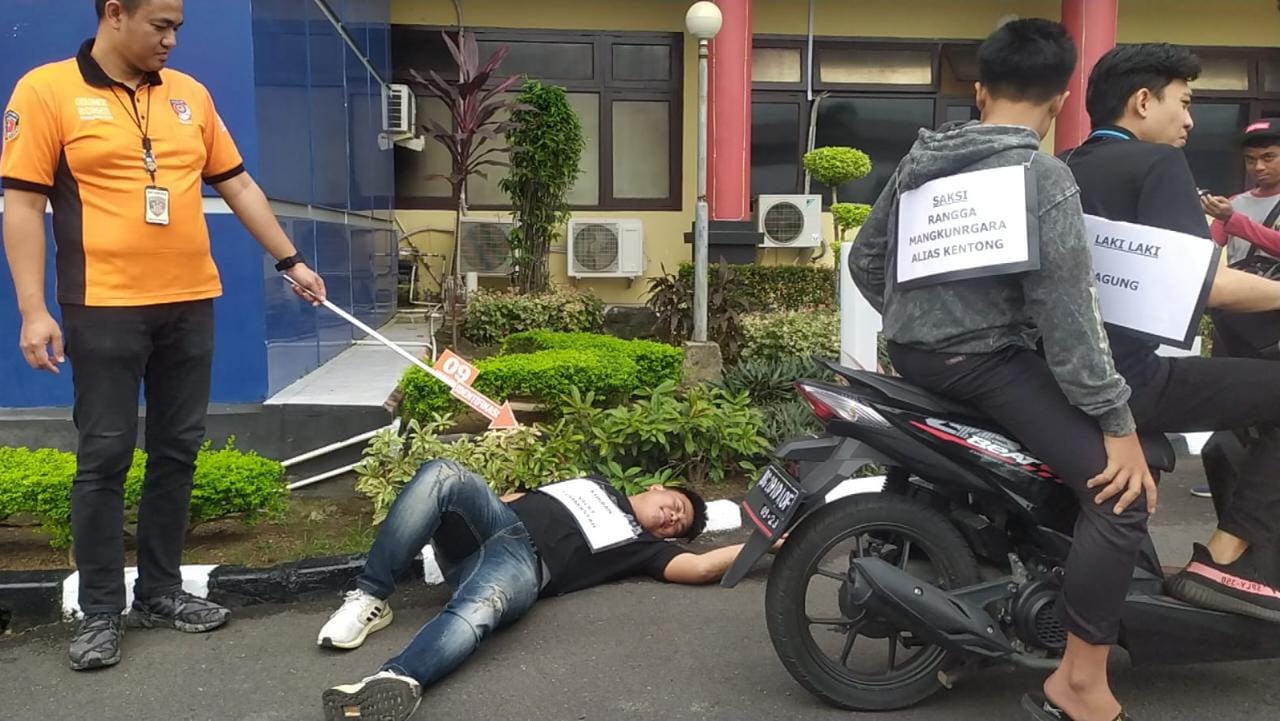 Polisi Gelar Rekonstruksi Kasus Tawuran yang Tewaskan Pelajar di  Seberang Ulu Palembang