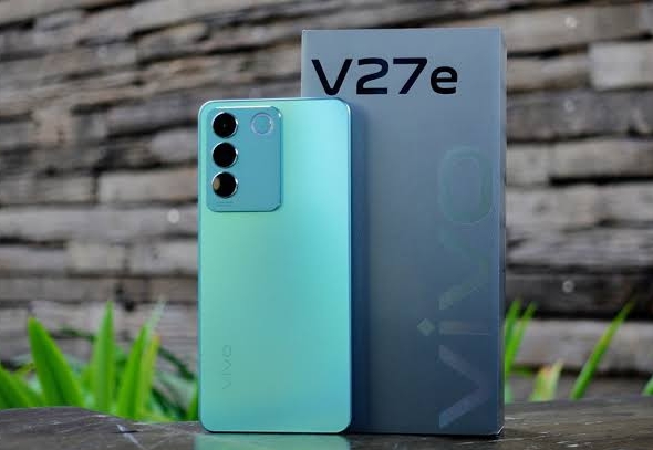 Smartphone Vivo V27e Turun Harga, Bawa Tampilan Layar Luas 120Hz serta Kamera Berkualitas