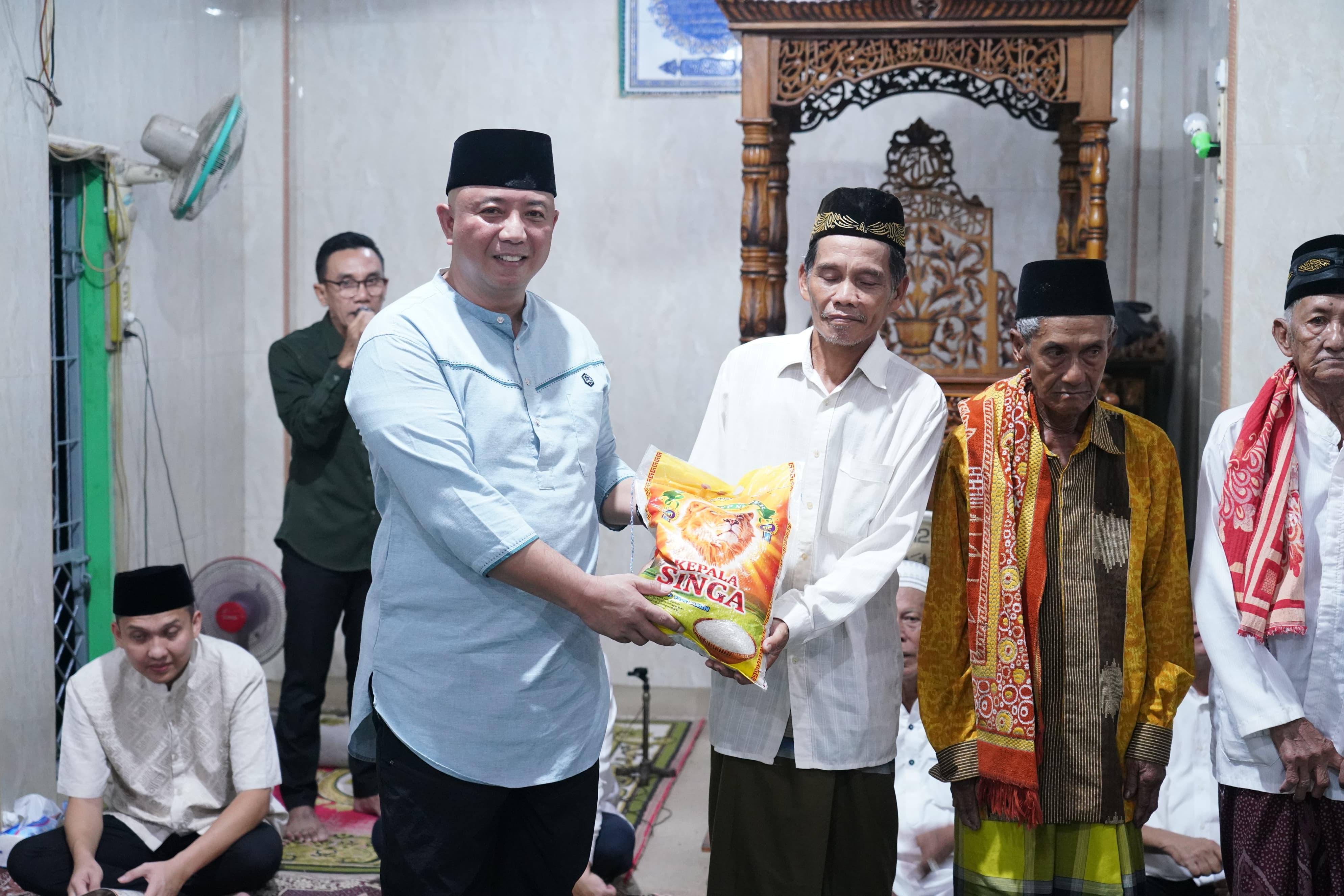 Kalapas Tanjung Raja Hadiri Safari Ramadan Pemkab Ogan Ilir di Siring Alam