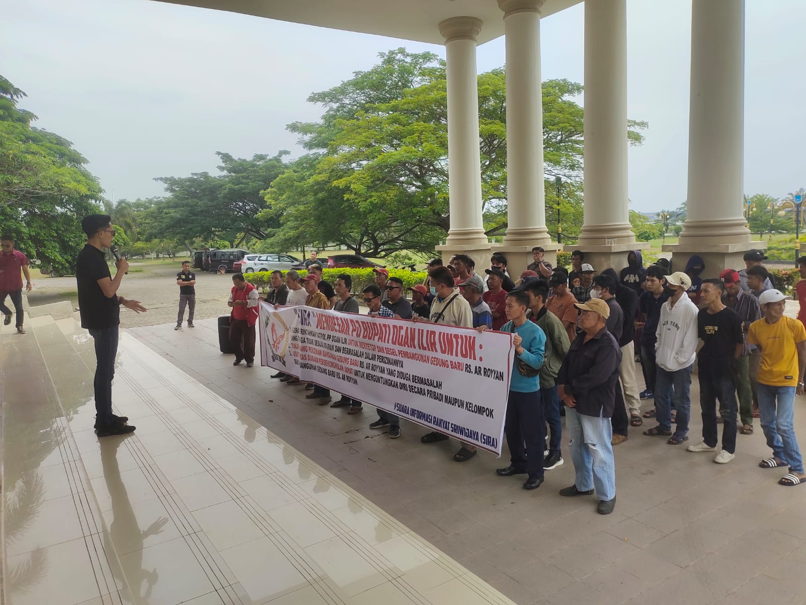 Proyek Pembangunan Perluasan Gedung RS Ar Royyan Indralaya Ogan Ilir Diduga Salahi Aturan