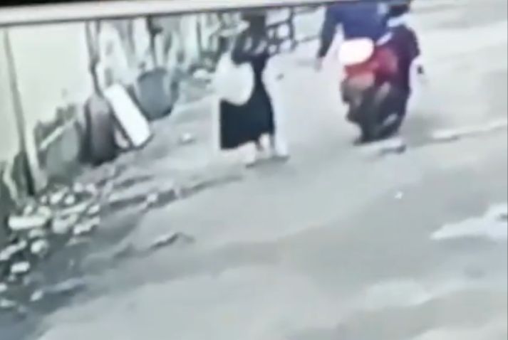 Viral Diduga Aksi Begal Payudara di Palembang Terekam CCTV