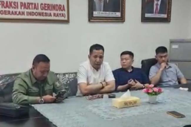 Pengurus Gerindra Palembang Diganti, Kader Copot Baju, Dipaket ke DPP