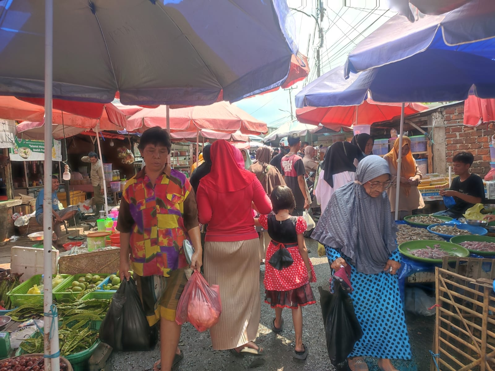 Update Harga Rata-Rata Bahan Pokok di Pasar Tradisional Palembang 7 Juli 2023, Daging Ayam Ras Turun