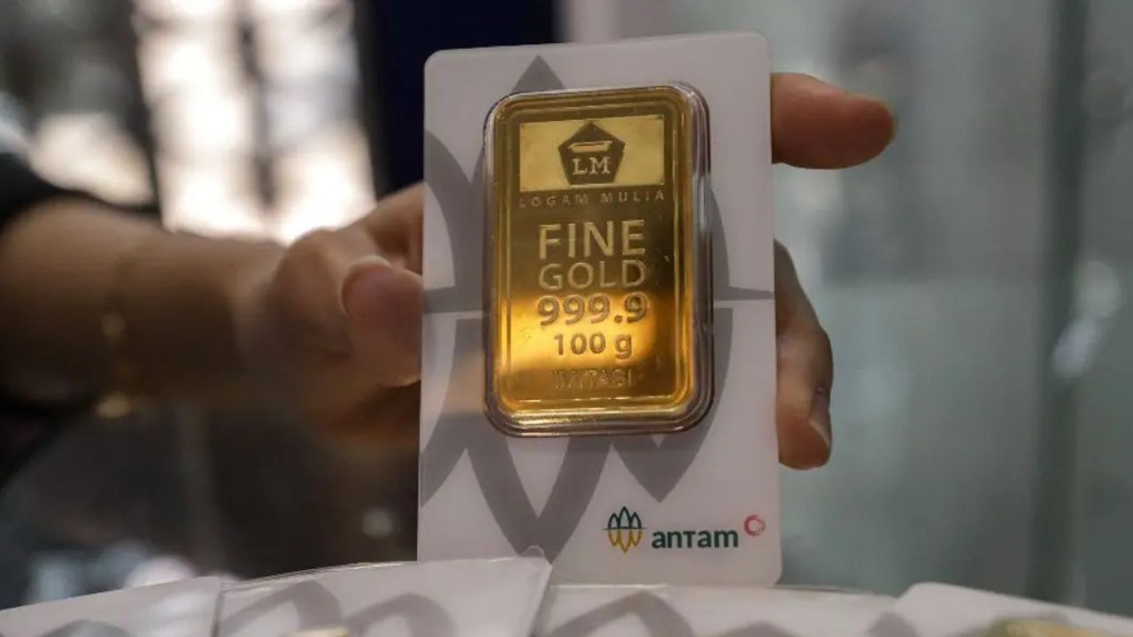 Harga Emas Hari Ini 15 Mei 2026: Antam Turun Rp20 Ribu per Gram