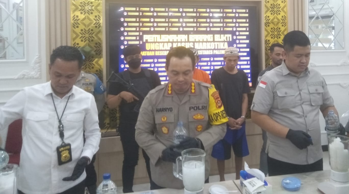 13 Kilogram Sabu yang Ditemukan Dalam Lemari Rumah Pengedar di Tegal Binangun Palembang Diblender 