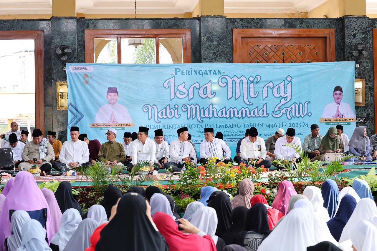 Peringatan Isra Miraj di Masjid Darussaid, Pj Wali Kota Palembang: Shalat Terjaga Bikin Pribadi Lebih Baik