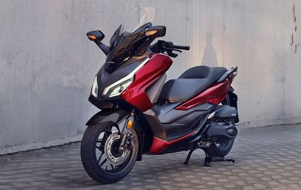 Honda Forza: Skutik Elegan dan Mewah Bakal Mengalami Facelift di 2026, Ini Penampakan Barunya