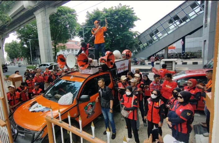 Jelang Sidang Vonis, Kuasa Hukum Keluarga ABH Gelar Aksi Demo Desak PN Bebaskan Pelaku