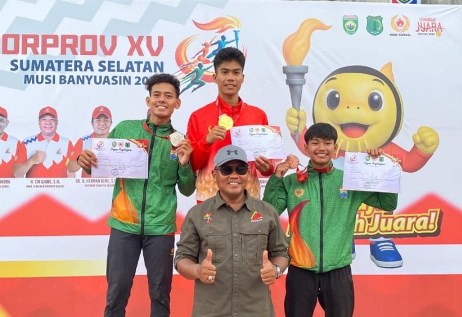 Atlet Panjat Tebing Universitas Bina Darma Sukses Raih Medali Perak dan Perunggu Porprov Sumsel 2025