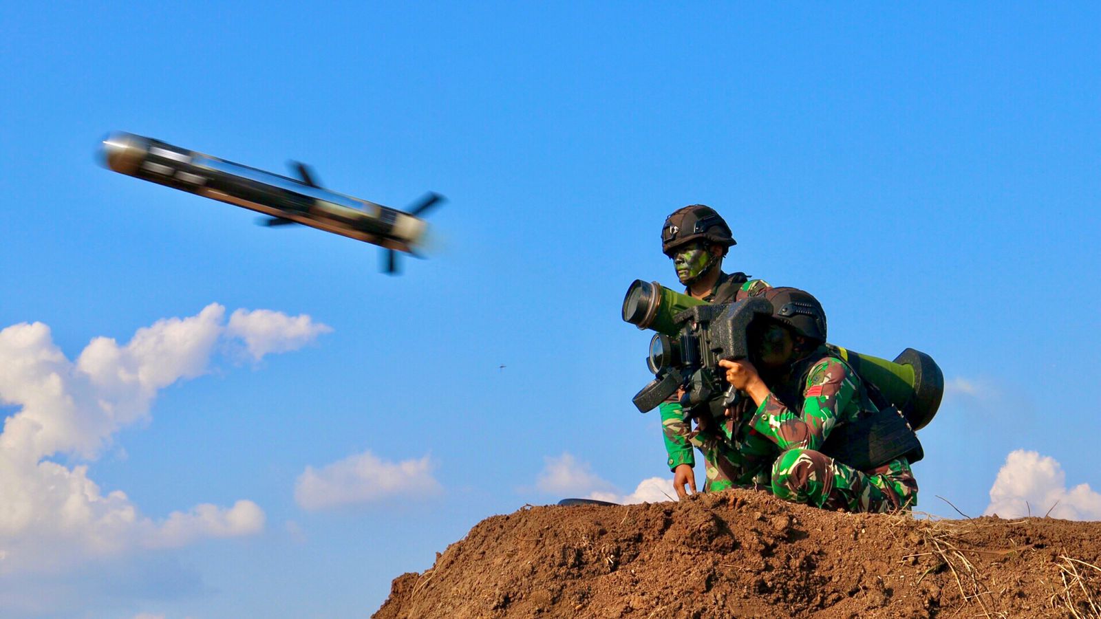 Latihan Puncak Calfex Super Garuda Shield, Libatkan Rudal Himars, Javelin dan Heli Apache