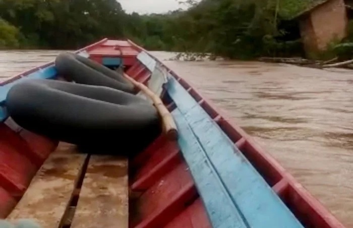 Perahu Terbalik, Seorang Petani di Baturaja Terseret Arus Sungai dan Hilang Tenggelam