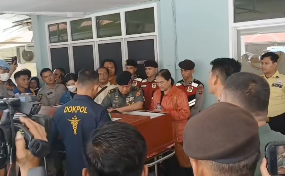 Keluarga AKP Ulil Minta Pelaku Polisi Tembak Polisi di Solok Selatan Dihukum Setimpal dengan Perbuatannya