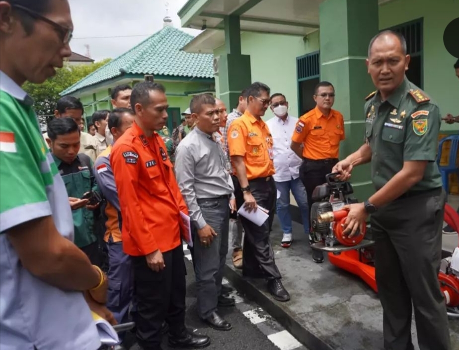 Sosialisasikan Penanggulangan Karhutbunlah