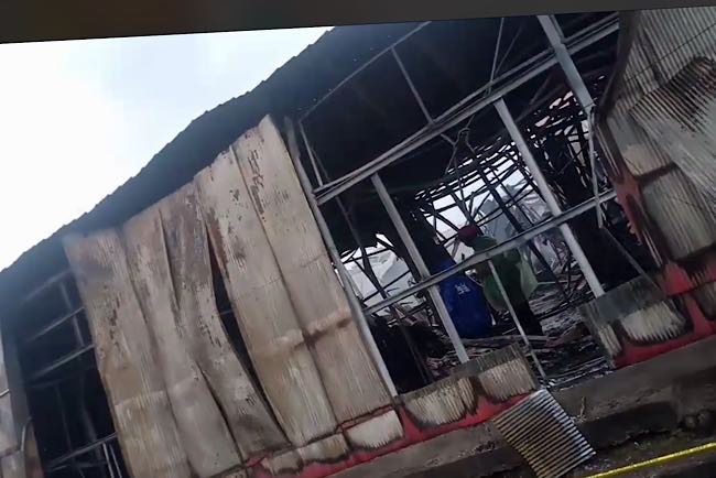 Penampakkan Pasar Sentral Makassar yang Hangus Terbakar, Total 899 Los Pedagang Ludes dan Segera Direlokasi 