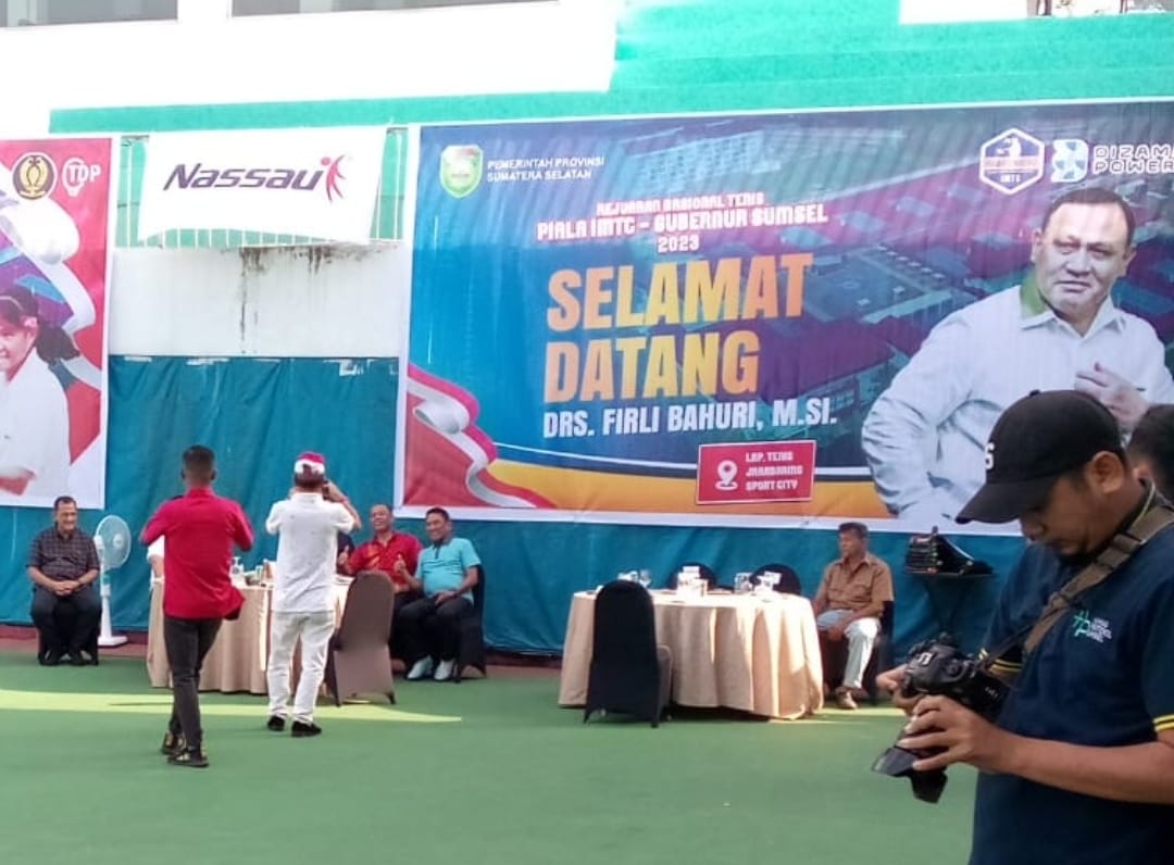 Kejurnas Tennis Gubernur Sumsel Cup 2023 dan Gerakan 1000 Raket yang Dihadiri Firli Bahuri 