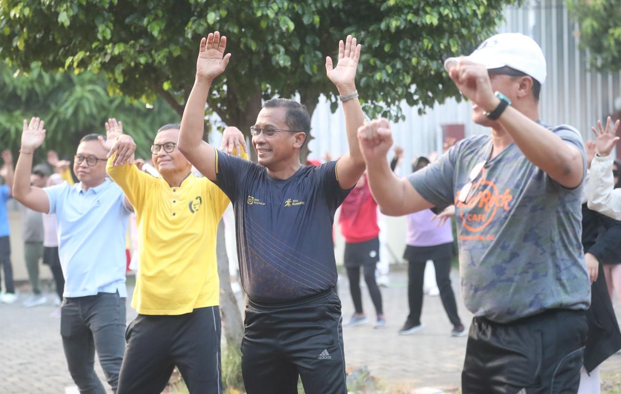 Dirut BPJS Kesehatan setelah Ikut Senam Dahlan Iskan: Bisa Turunkan Risiko Serangan Jantung dan Diabetes