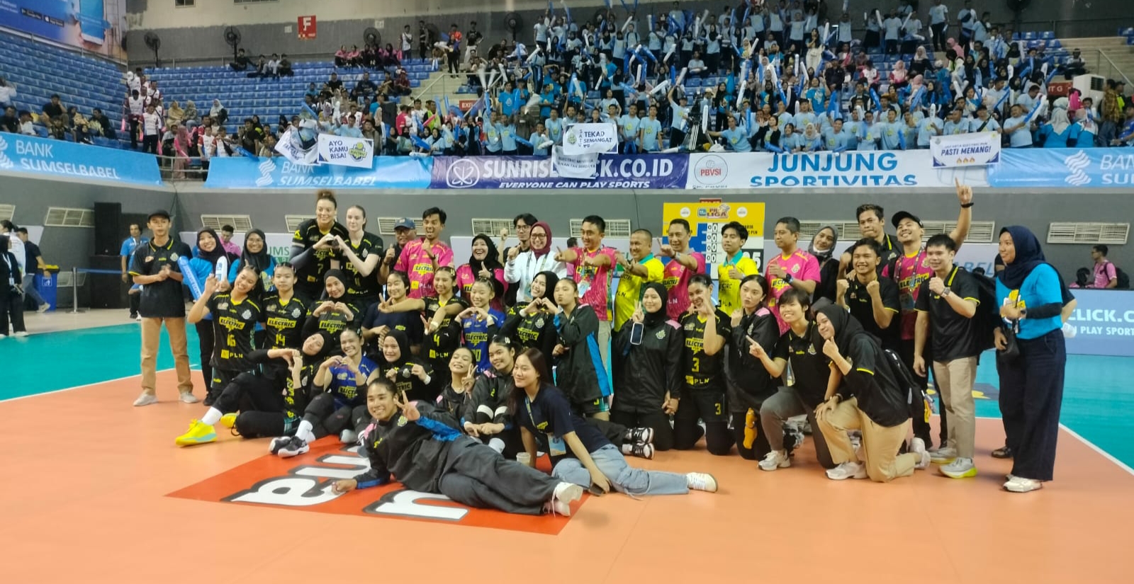 Menang Telak 3-0 dari Bandung BJB Tandamata, Jakarta Elektrik PLN Dipastikan Lolos Final Four Proliga 2025