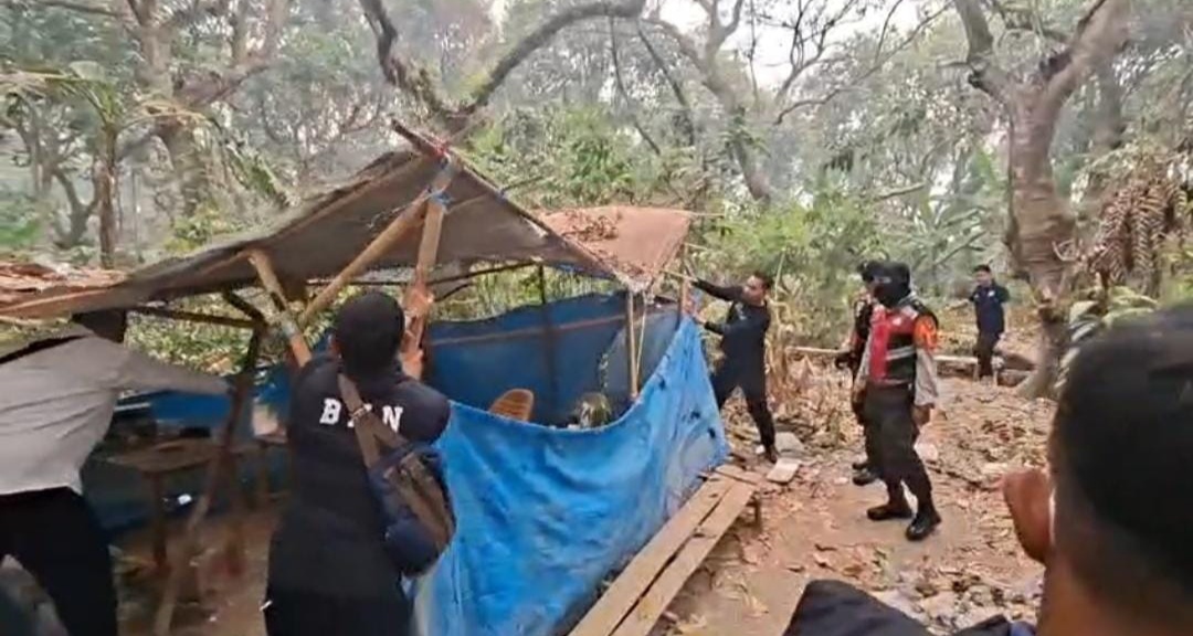 Pondok di Kebun Duku Digrebek Polres OKI dan BNNK, Empat Pria Diamankan
