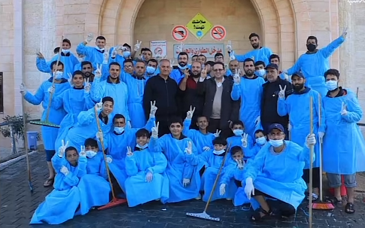 Warga Gaza Termasuk Anak-anak Sukarela Bersihkan RS Indonesia, Netizen Tanah Air: ‘Terima Kasih Saudaraku’