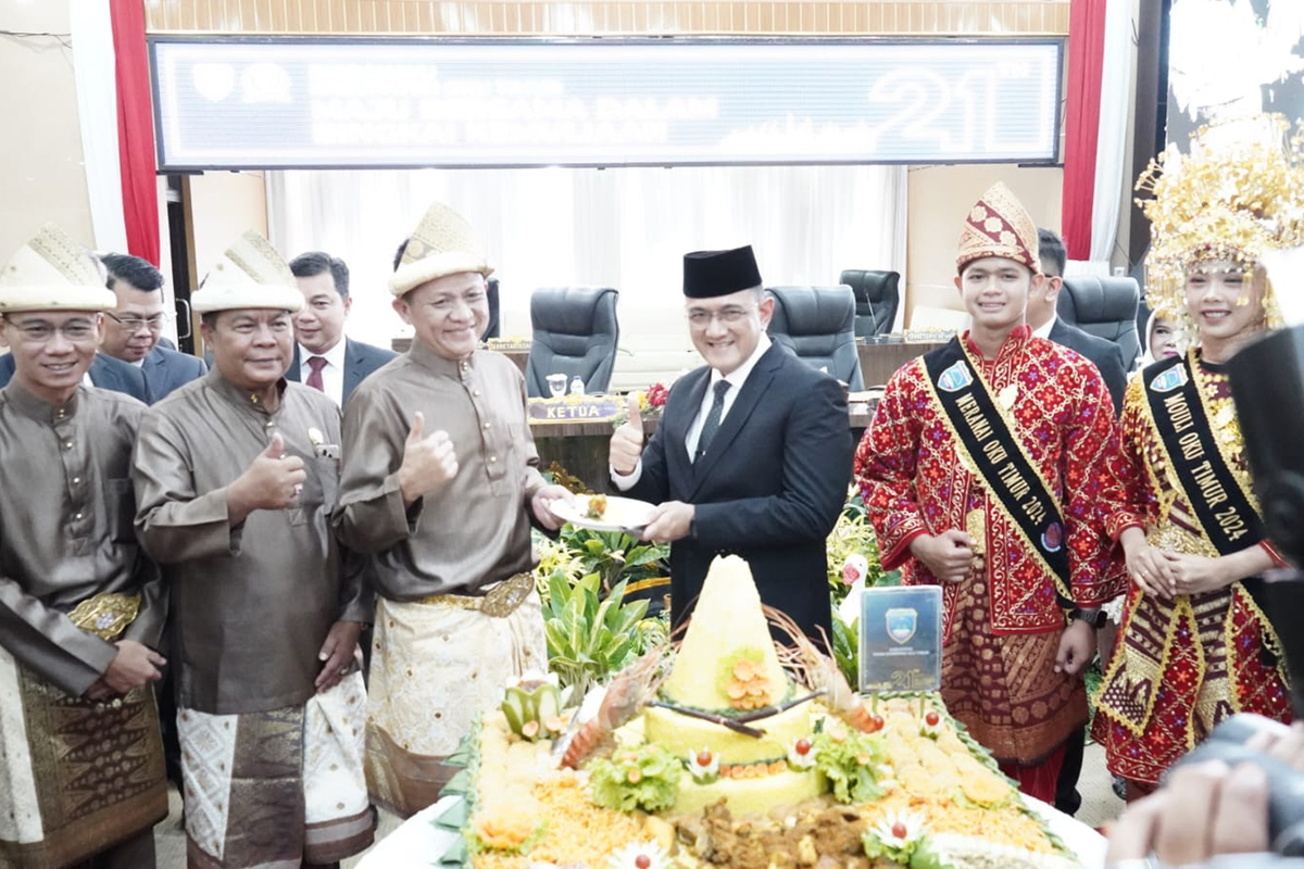 DPRD Kabupaten OKU Timur Gelar Rapat Paripurna Istimewa Peringati HUT ke-21 Kabupaten OKU Timur