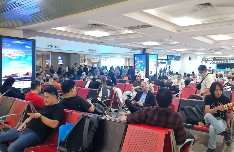 Kabut Asap Ganggu 31 Penerbangan dari dan ke Bandara Internasional SMB II Palembang