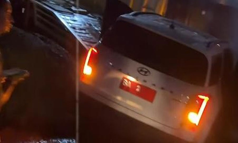 Mobil Dinas Seruduk Truk, Wagub Sumbar Terlindungi Airbag