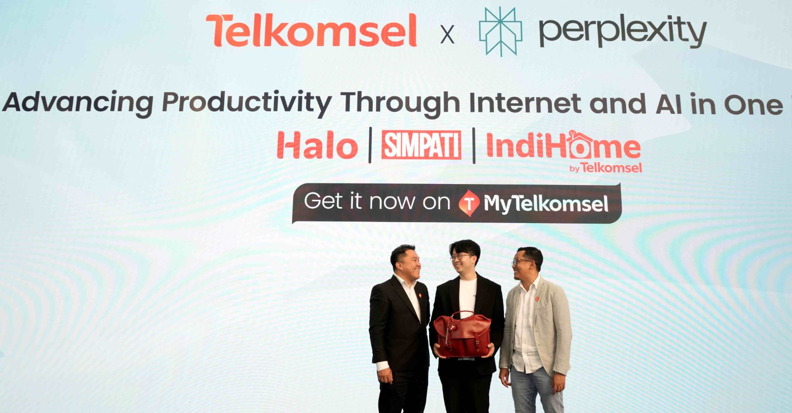 Telkomsel & Perplexity Kolaborasi Perluas Adopsi AI, Hadirkan Bundling Konektivitas & AI Pertama di Indonesia