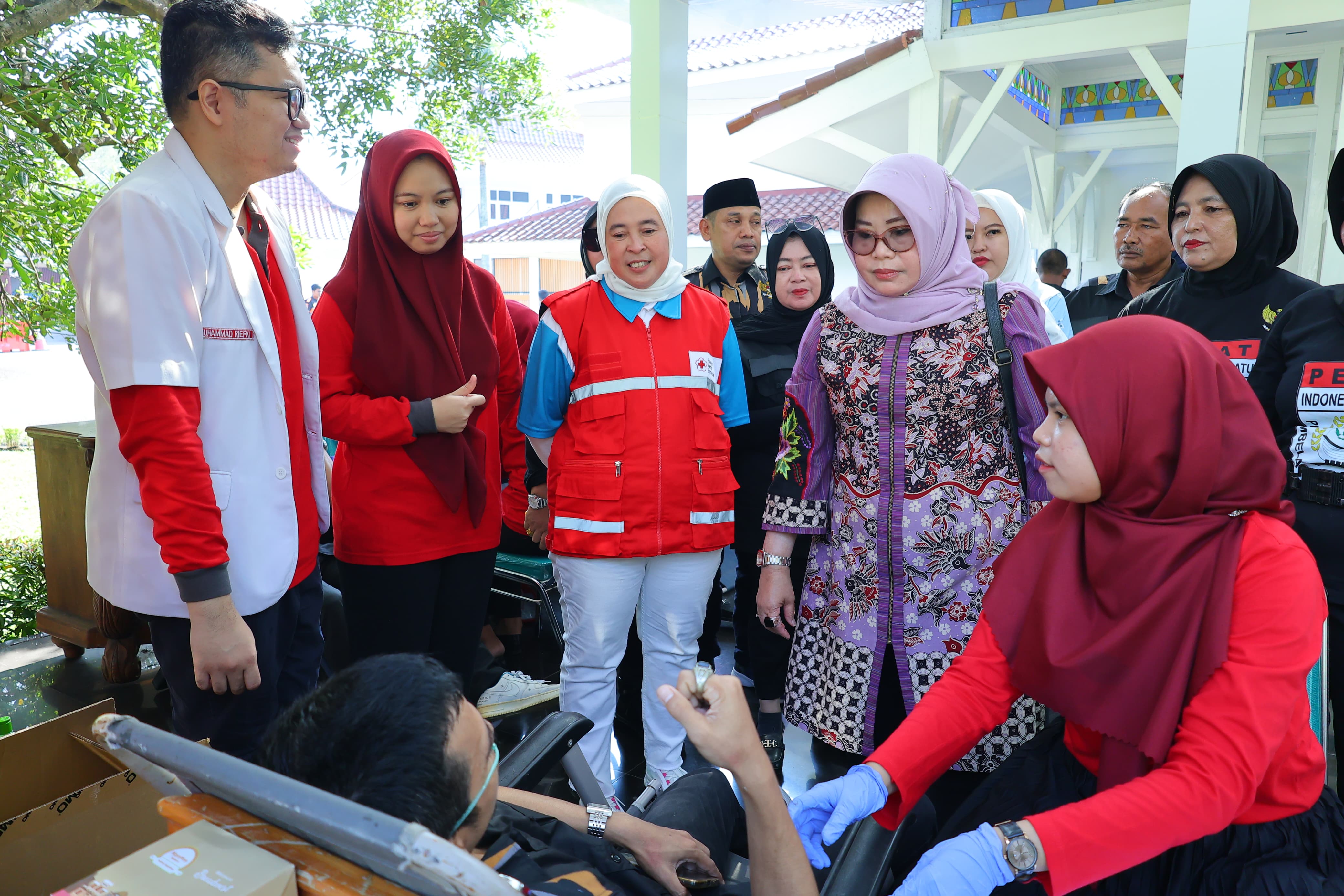 Bantu Masyarakat, Pekat IB dan PMI Palembang Gelar Donor Darah, Targetkan 100 Kantong