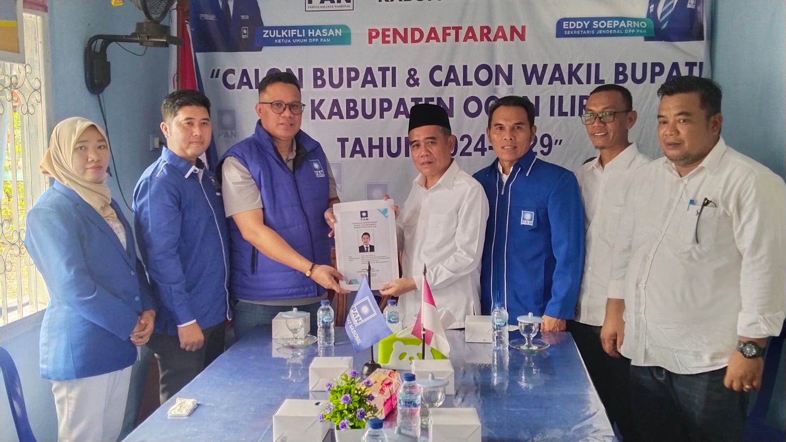 Ketua DPD PAN Ogan Ilir Terima Langsung Pengembalian Formulir Pendaftaran dari Pasangan Panca-Ardani