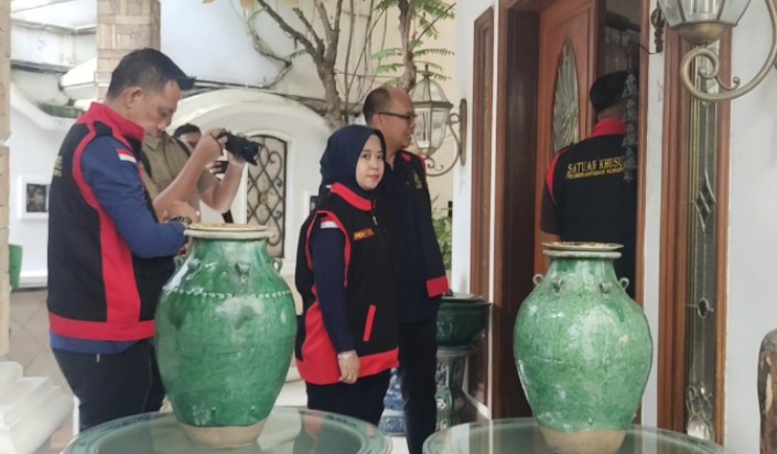 Penggeledahan Rumah Tersangka Korupsi Pasar Cinde Berlanjut, Penyidik Sasar Rumah Alex Noerdin