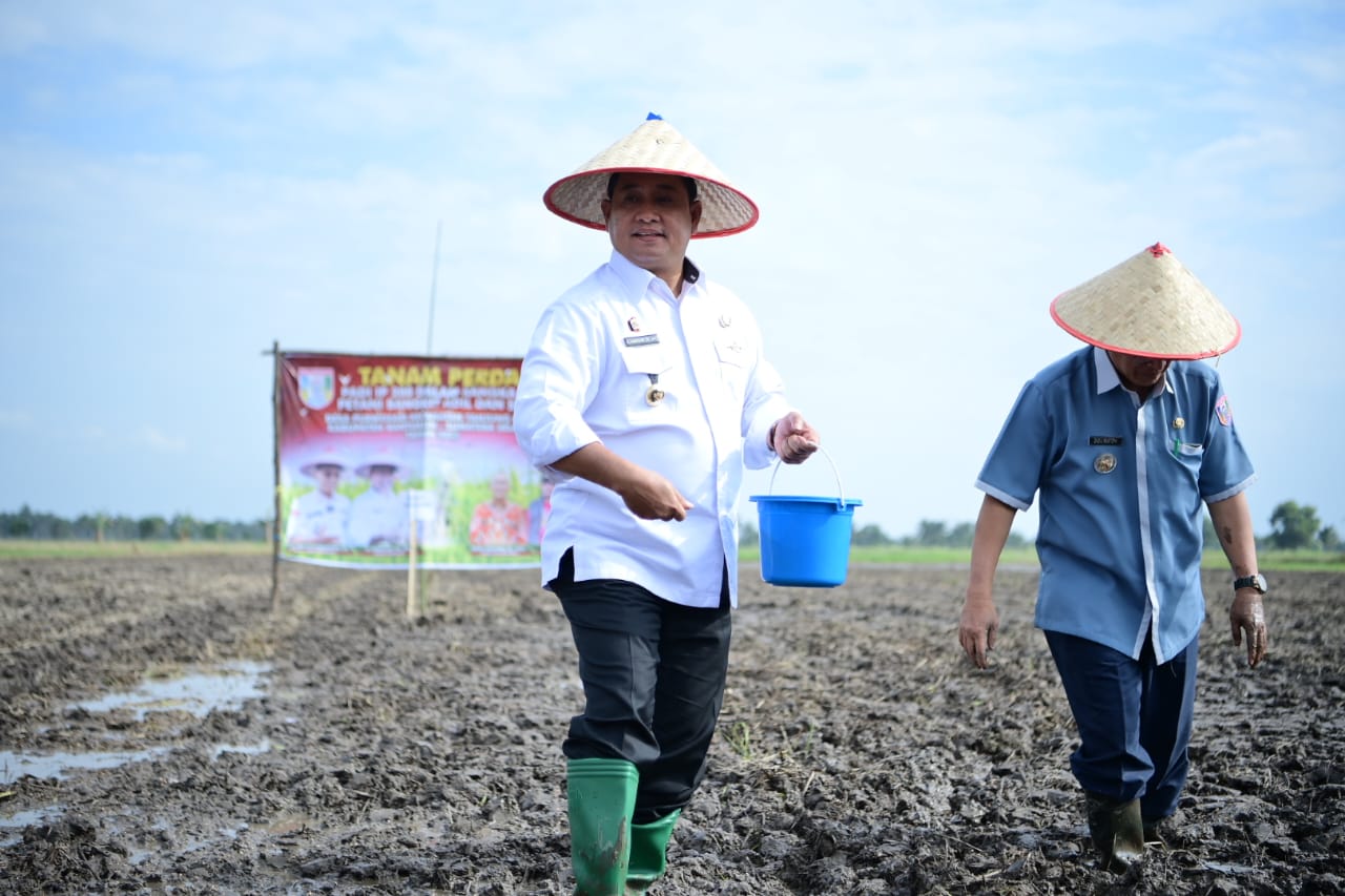 Janji Politik, Askolani Pastikan Angka Kemiskinan di Banyuasin Turun