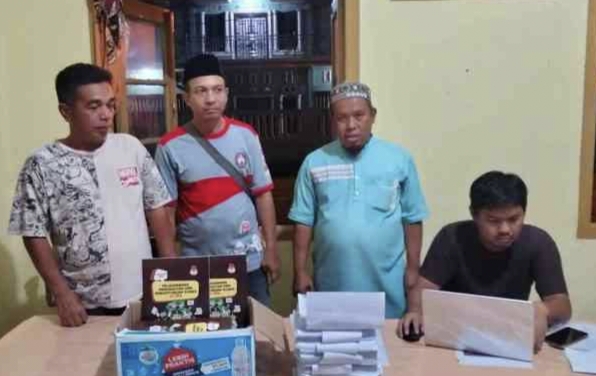 Polsek Tanjung Raja Monitoring Penerimaan Logistik dari KPU Ogan Ilir ke PPK